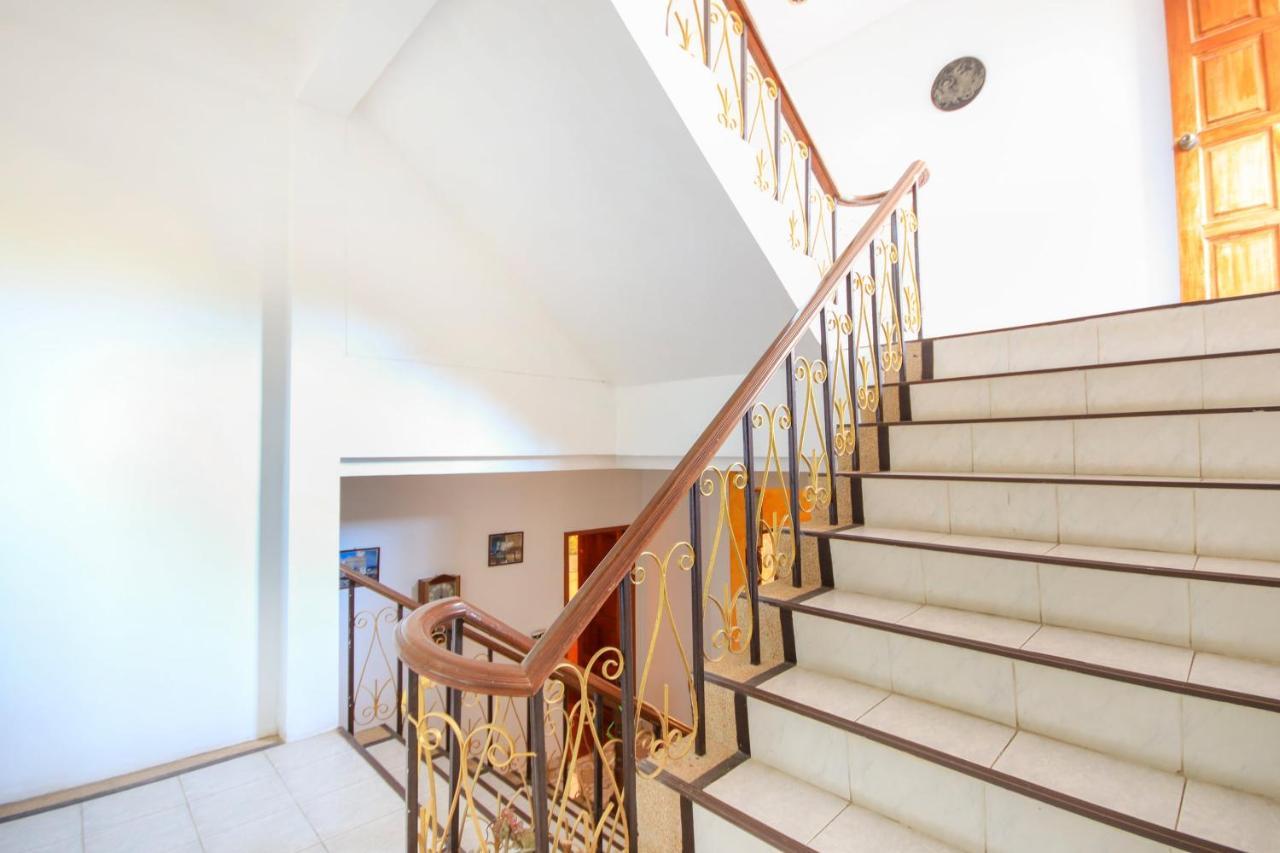 Ban Elephant Blanc Apartment Strand Kata Exterior foto