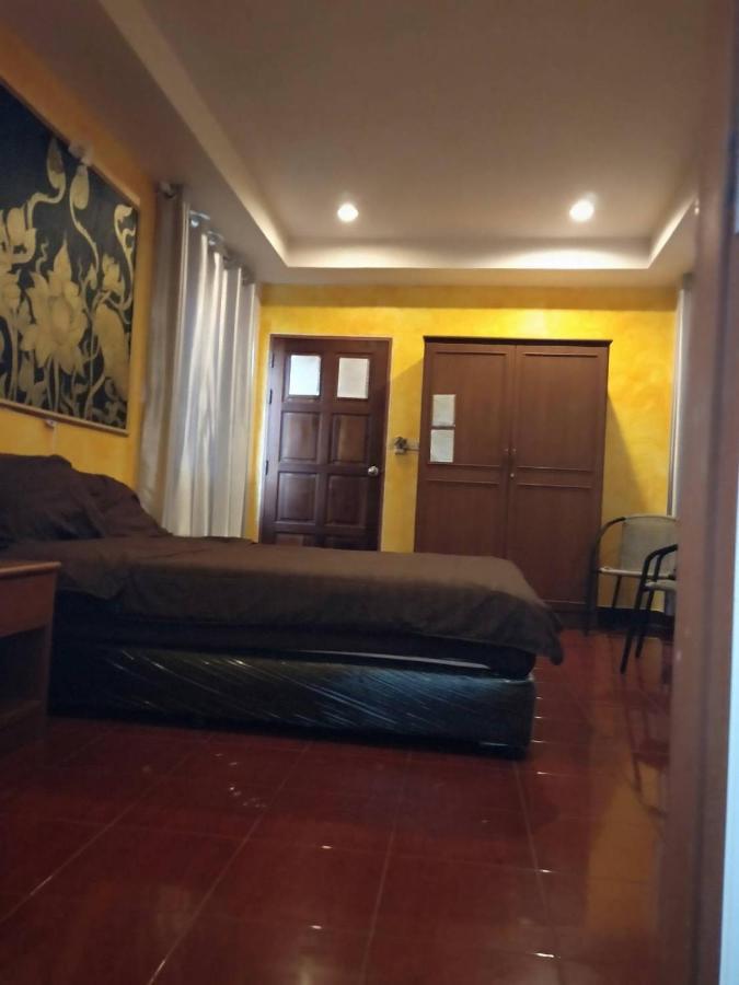 Ban Elephant Blanc Apartment Strand Kata Exterior foto