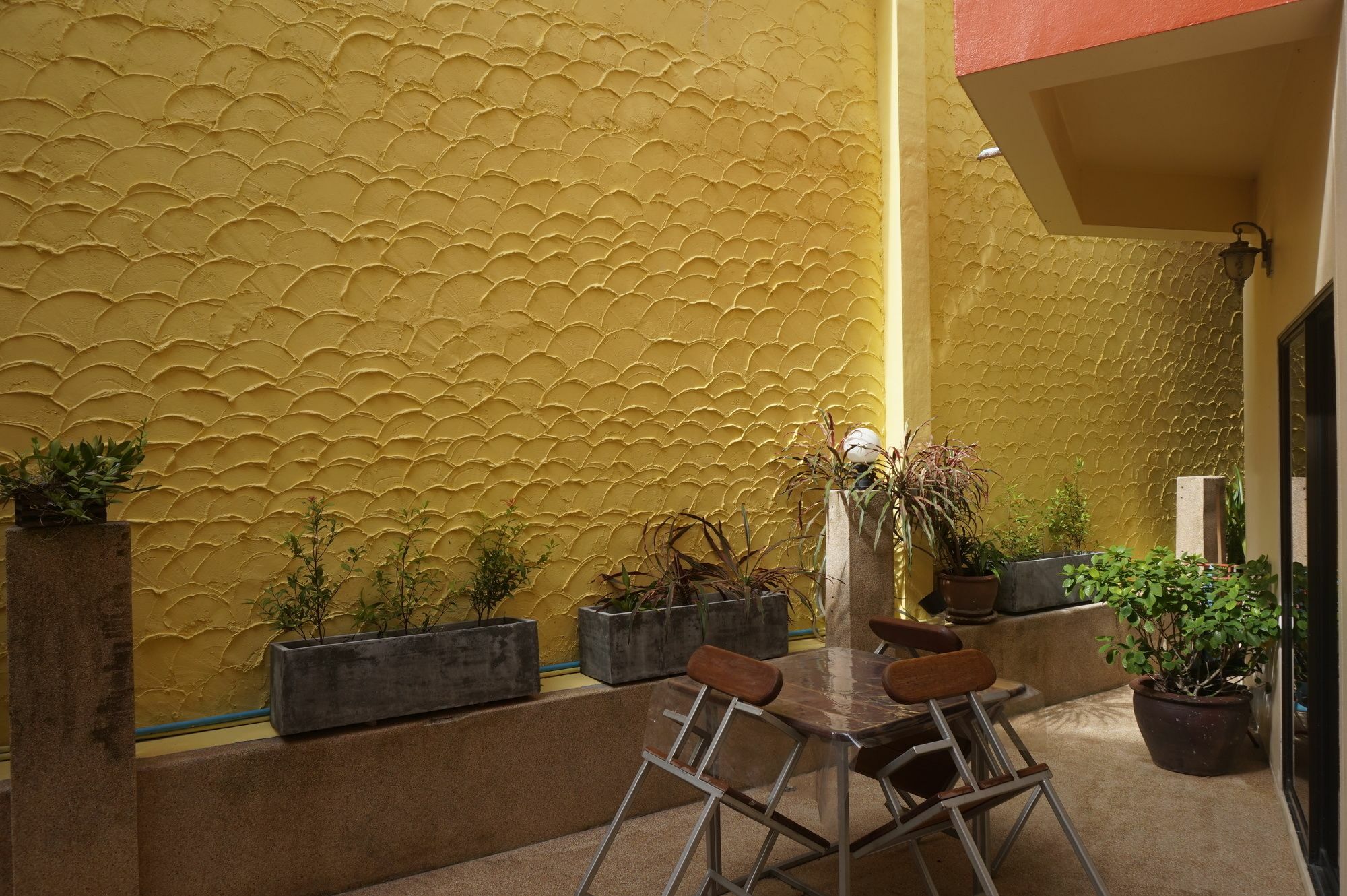 Ban Elephant Blanc Apartment Strand Kata Exterior foto